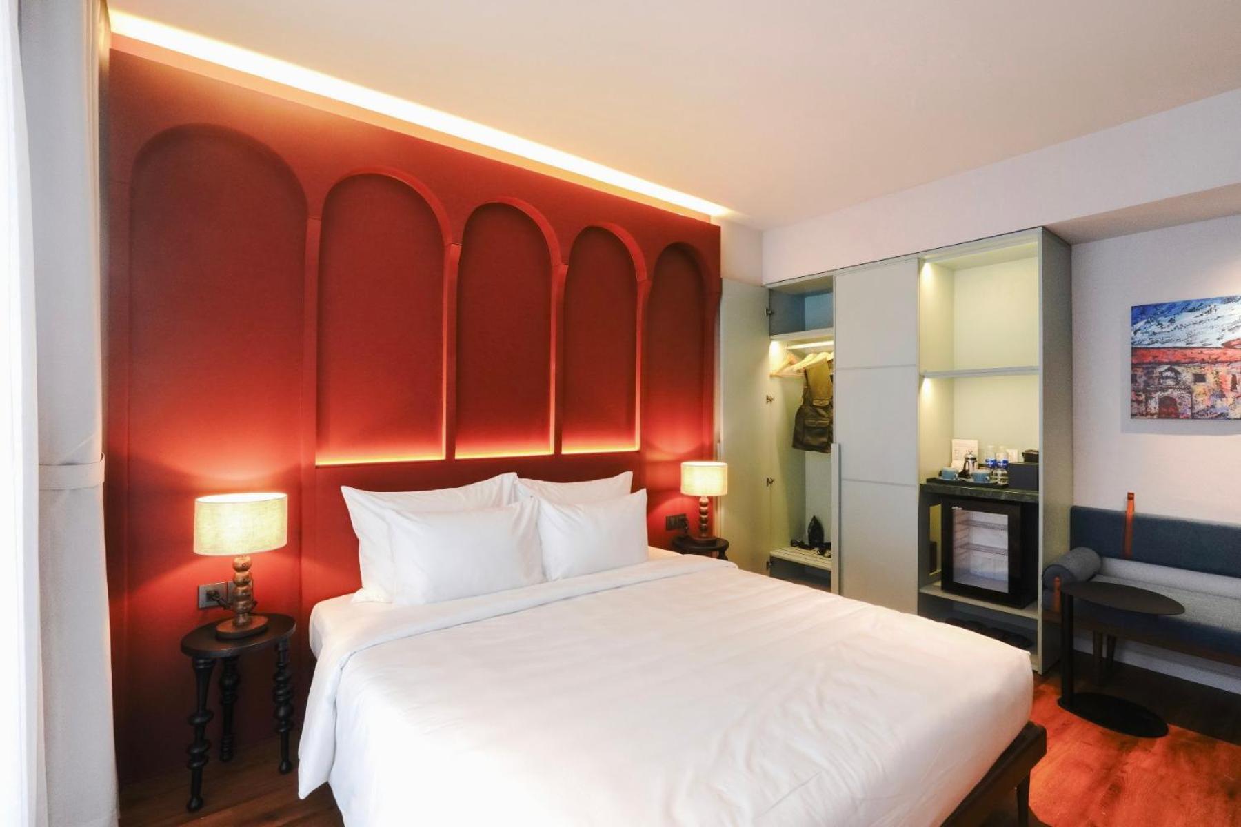 Hotel M Village Centre - Free Laundry And Kitchen 4*