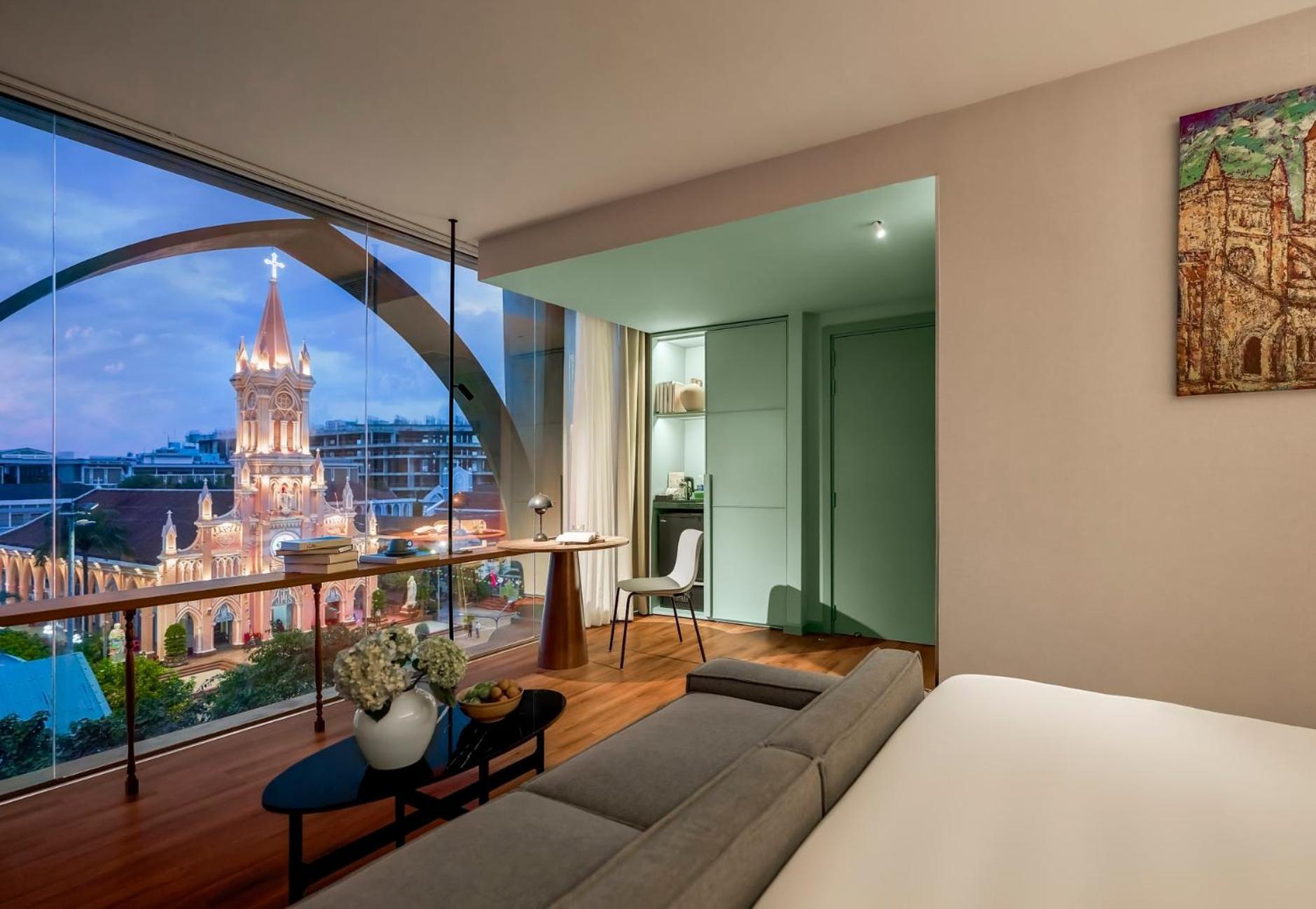 Hotel M Village Centre - Free Laundry And Kitchen 4*