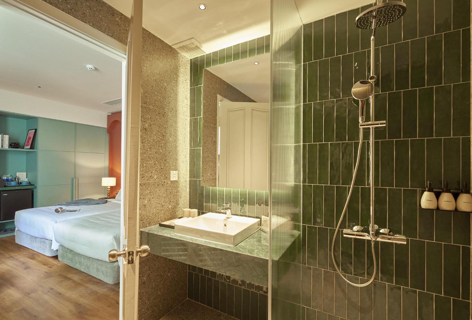 M Village Centre - Free Laundry And Kitchen Hotel